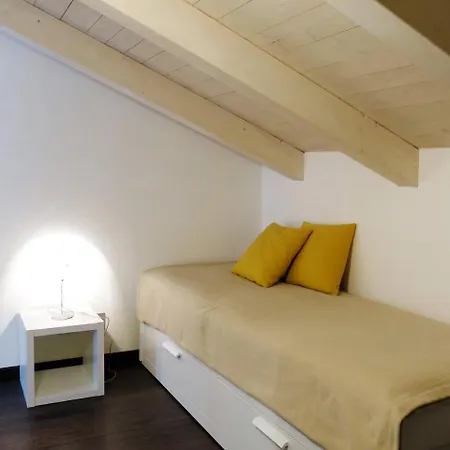 Casa Vacanze Arc En Ciel 151s דירה Cocconato